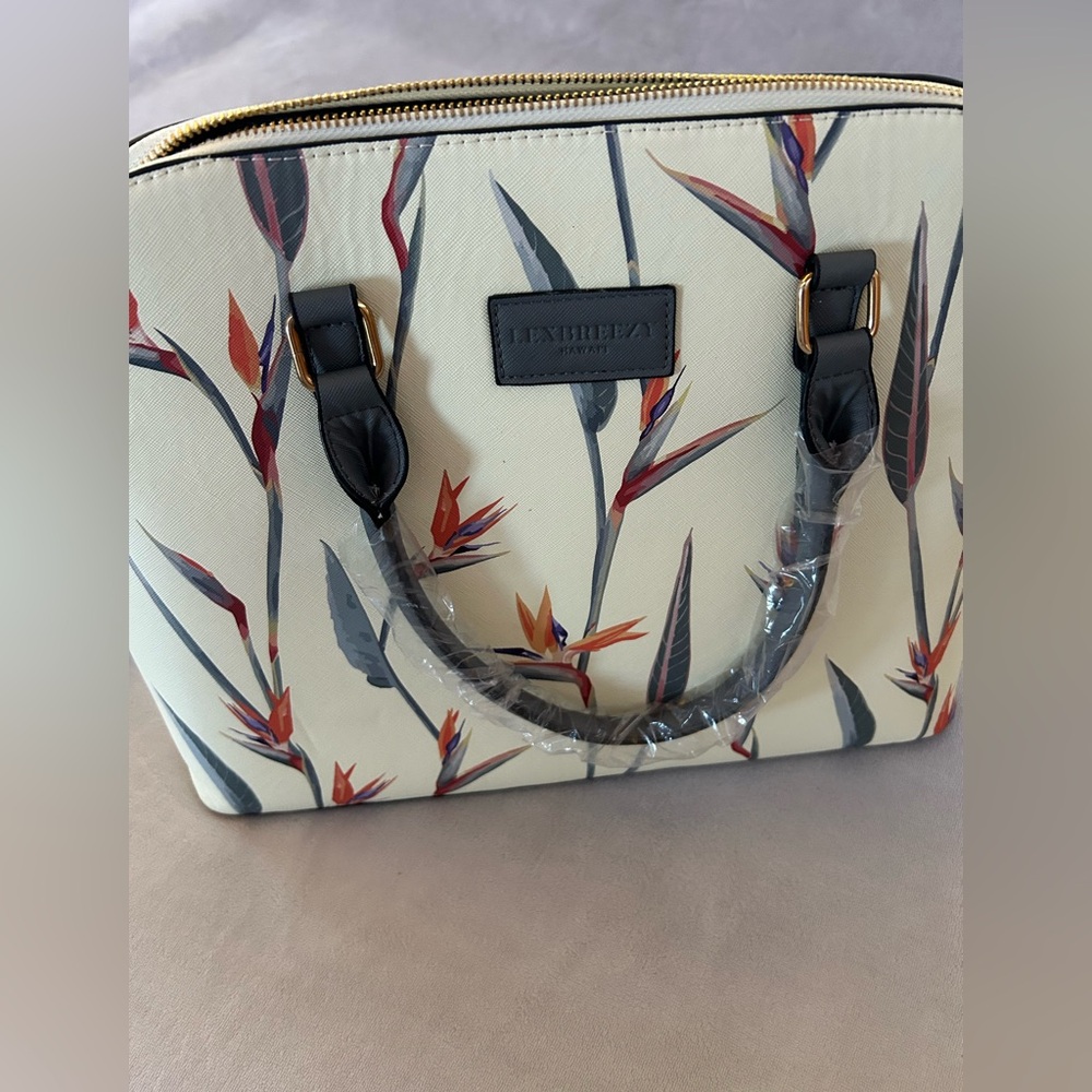 Lexbreezy Bag - Picture 2 of 4